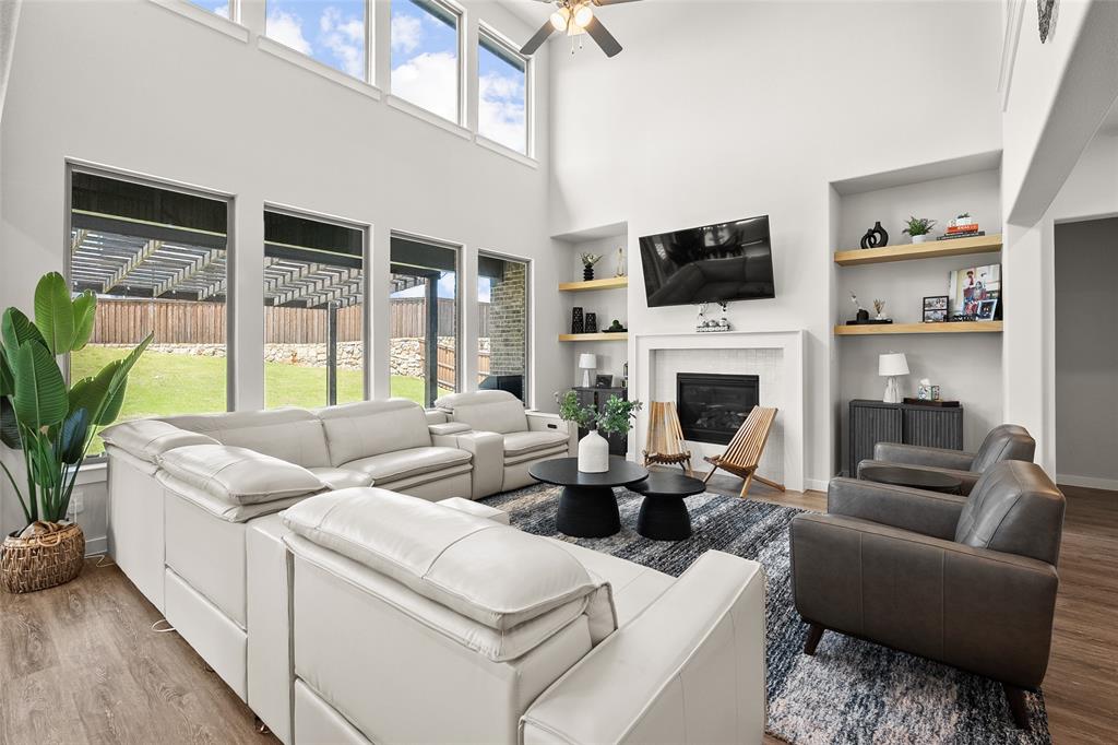 Inspiration Ph 8a - Residential Lease