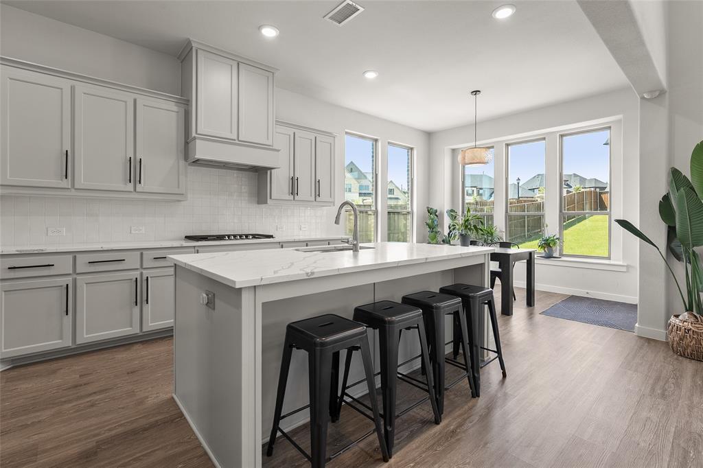 Inspiration Ph 8a - Residential Lease