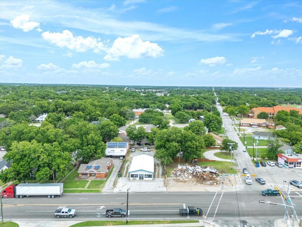 Cowan - Commercial Sale