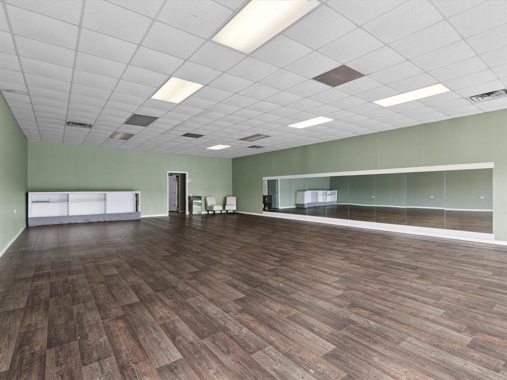 Cowan - Commercial Sale