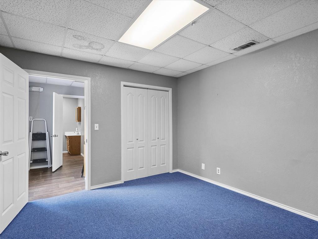 Cowan - Commercial Sale