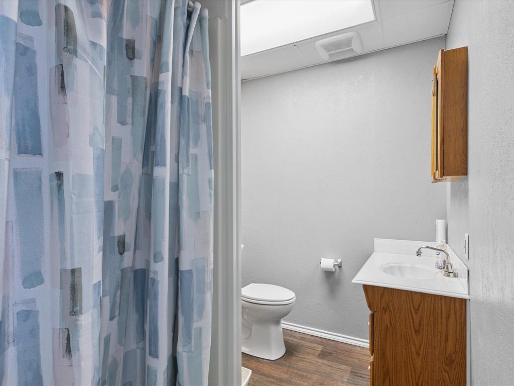 Cowan - Commercial Sale