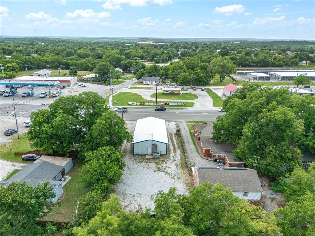 Cowan - Commercial Sale