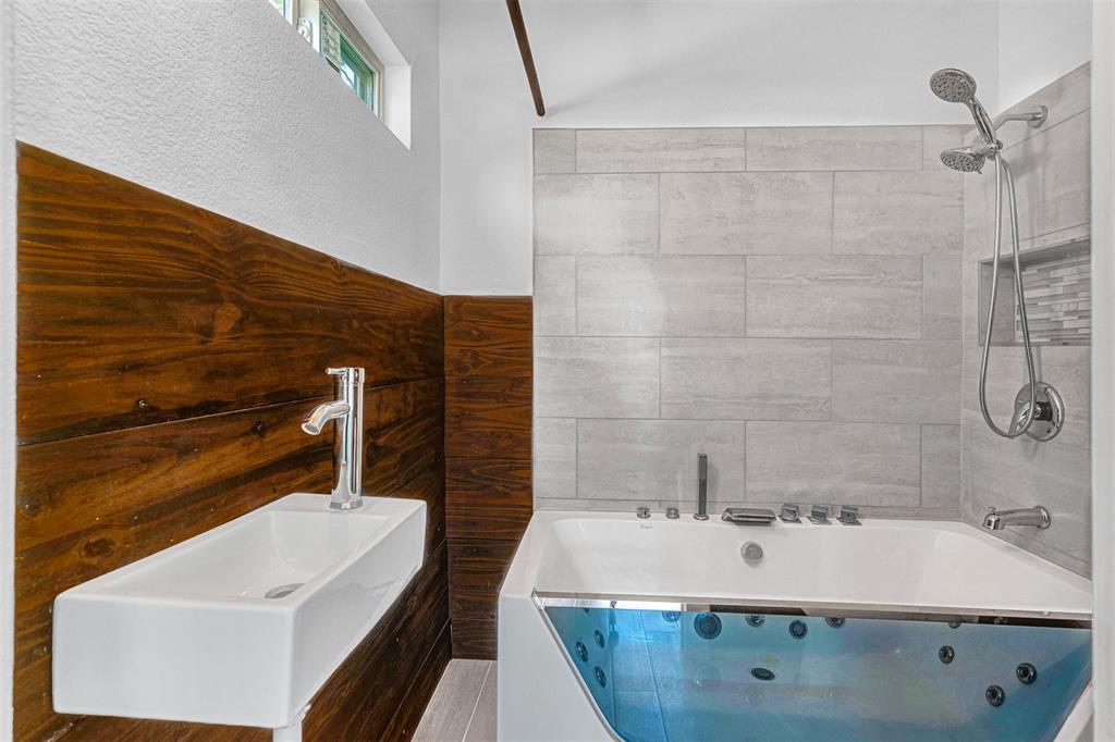 Sunset Crest - Residential