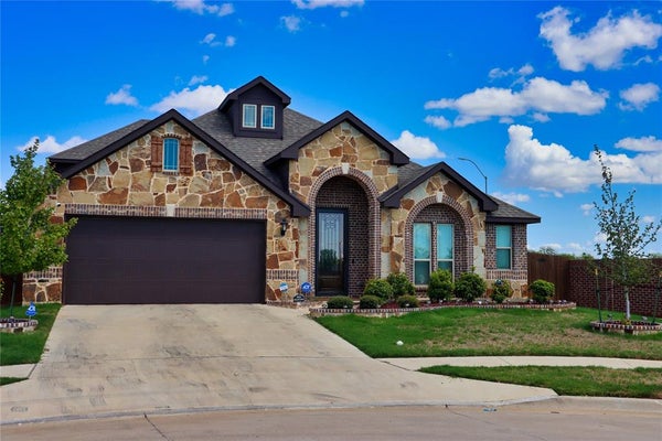 4100 SNOWBERRY LN, CROWLEY, TX 76036 - Image c4a577b8a069c5197f23657908b64421/885408593