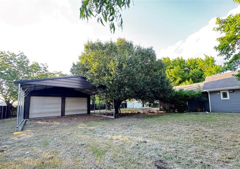 Photo of 385 Main Street, Dorchester, TX 75459 (MLS # 21300093)