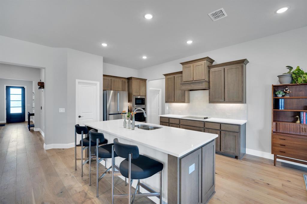 OASIS AT NORTH GROVE - Residential