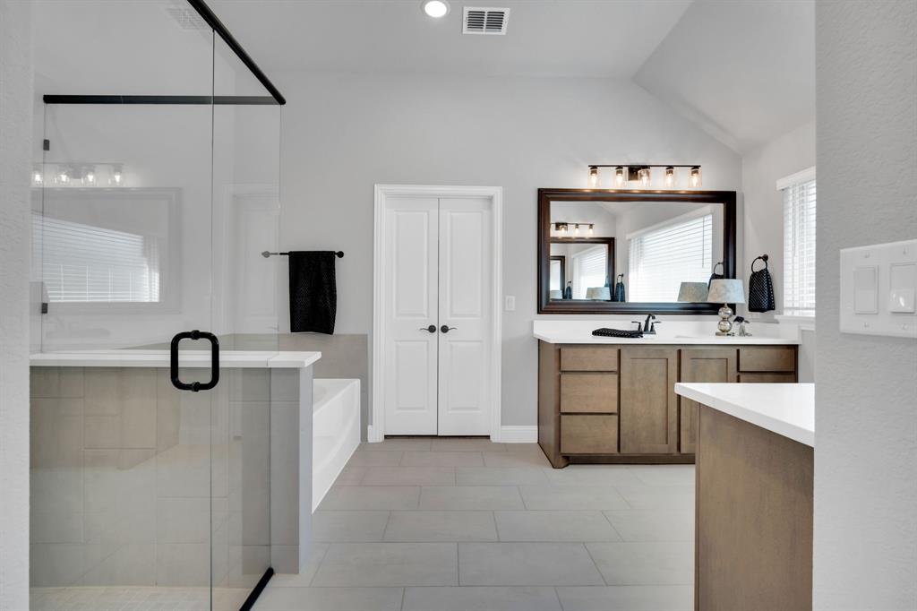 OASIS AT NORTH GROVE - Residential