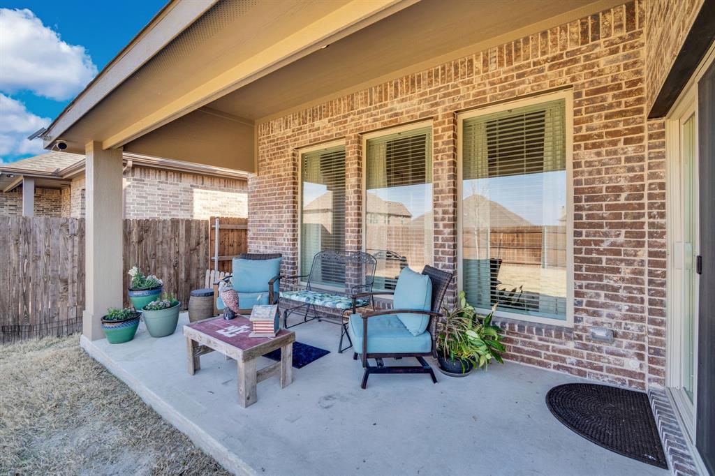 OASIS AT NORTH GROVE - Residential