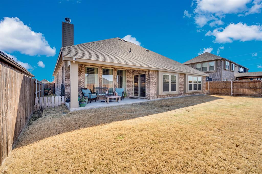 OASIS AT NORTH GROVE - Residential