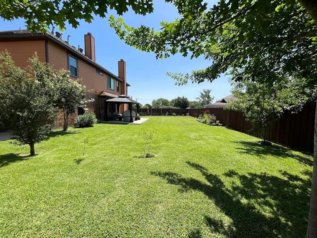 104 Misty Glen Lane