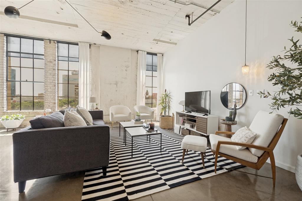 Soco Urban Loft Condo - Residential
