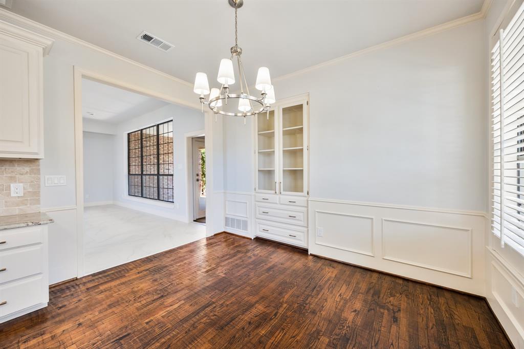 Manor Club Bloch H18579 - Residential