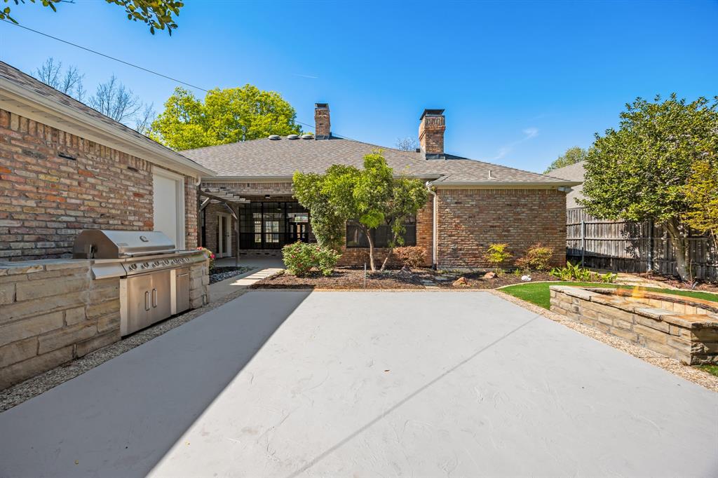 Manor Club Bloch H18579 - Residential