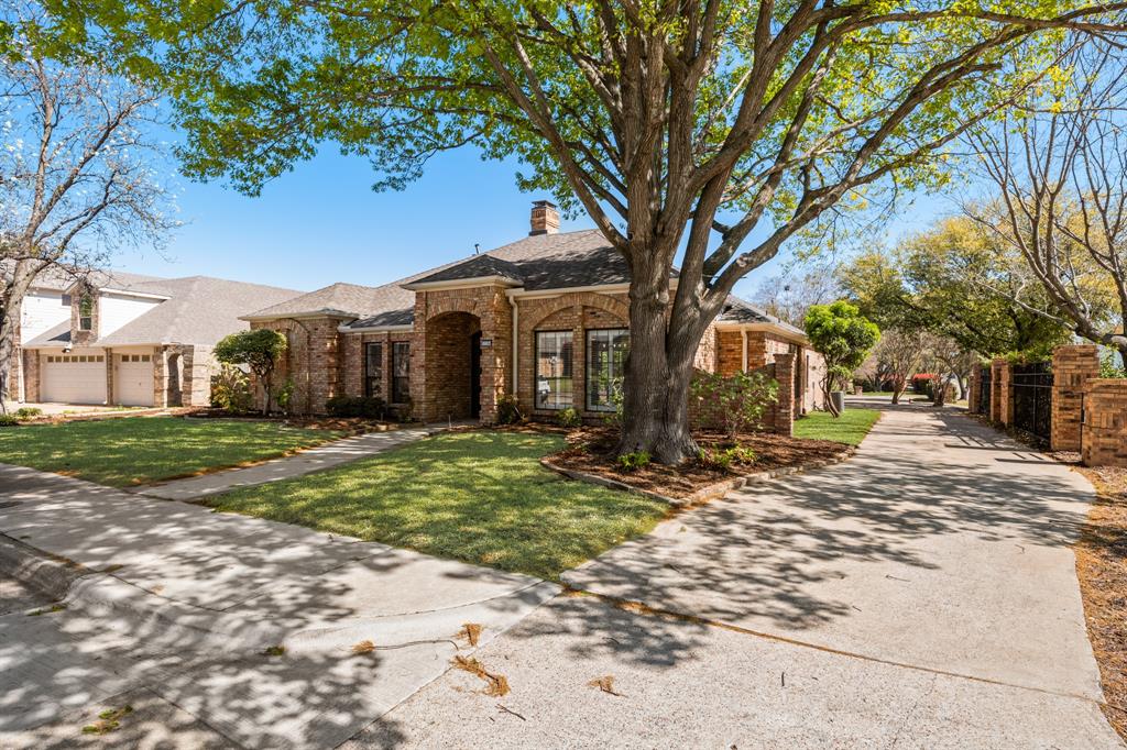 11104 Manorview Circle