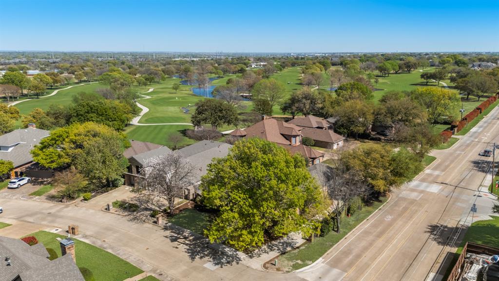 11104 Manorview Circle