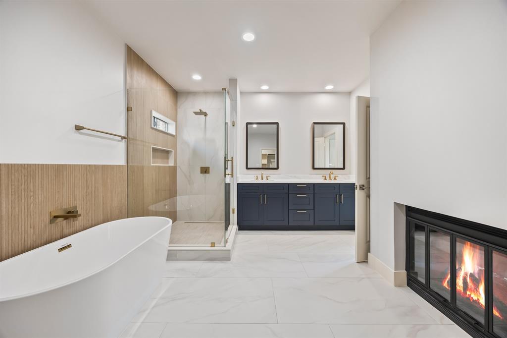 Manor Club Bloch H18579 - Residential