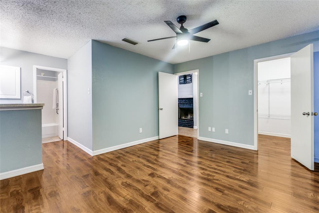 Richardson Crossing Condo - Residential