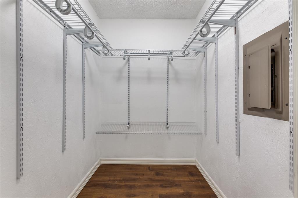 Richardson Crossing Condo - Residential