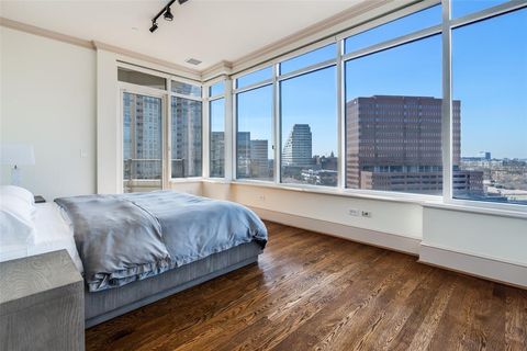 Tiny photo for 3505 Turtle Creek Boulevard #10E, Dallas, TX 75219 (MLS # 21180302)