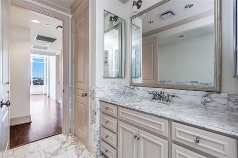 Tiny photo for 3505 Turtle Creek Boulevard #10E, Dallas, TX 75219 (MLS # 21180302)