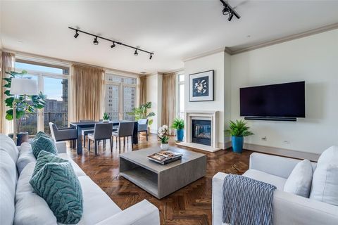 Photo of 3505 Turtle Creek Boulevard #10E, Dallas, TX 75219 (MLS # 21180302)