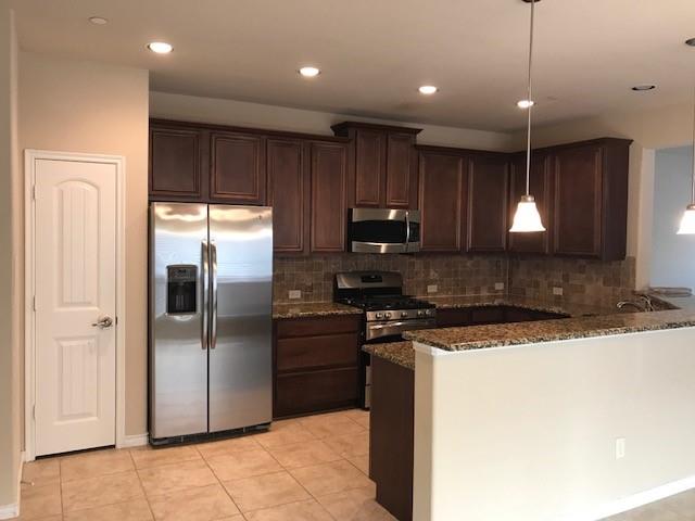 Hemmingway At Craig Ranch Ph 3 - Residential Lease