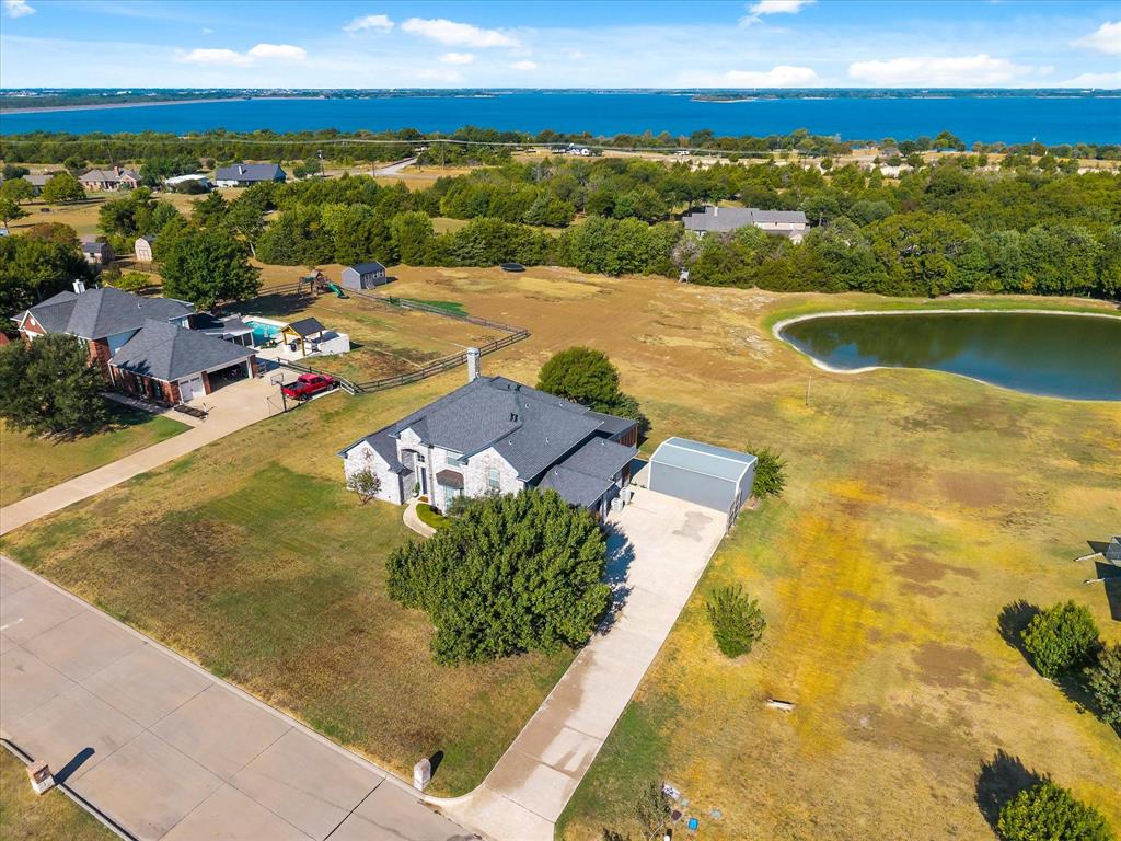 930 Lakeridge Drive