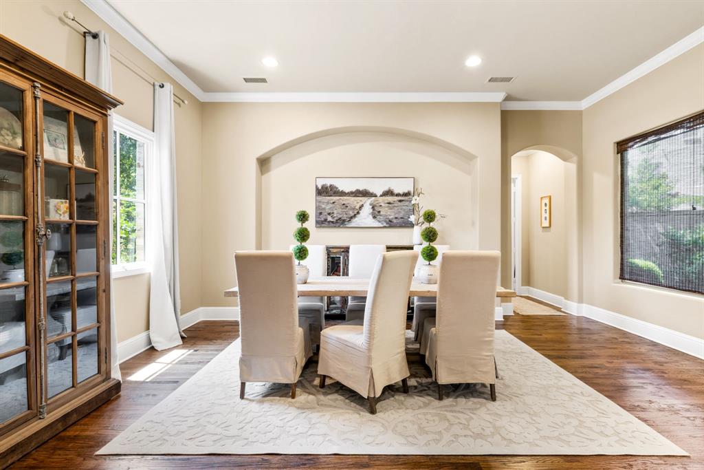 8401 Bluebonnet Road