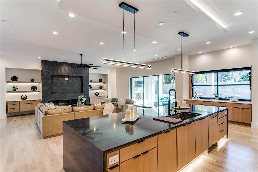 Royal Crest Add Rep - Residential