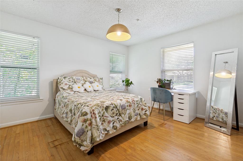 Ridgewood Park - Residential
