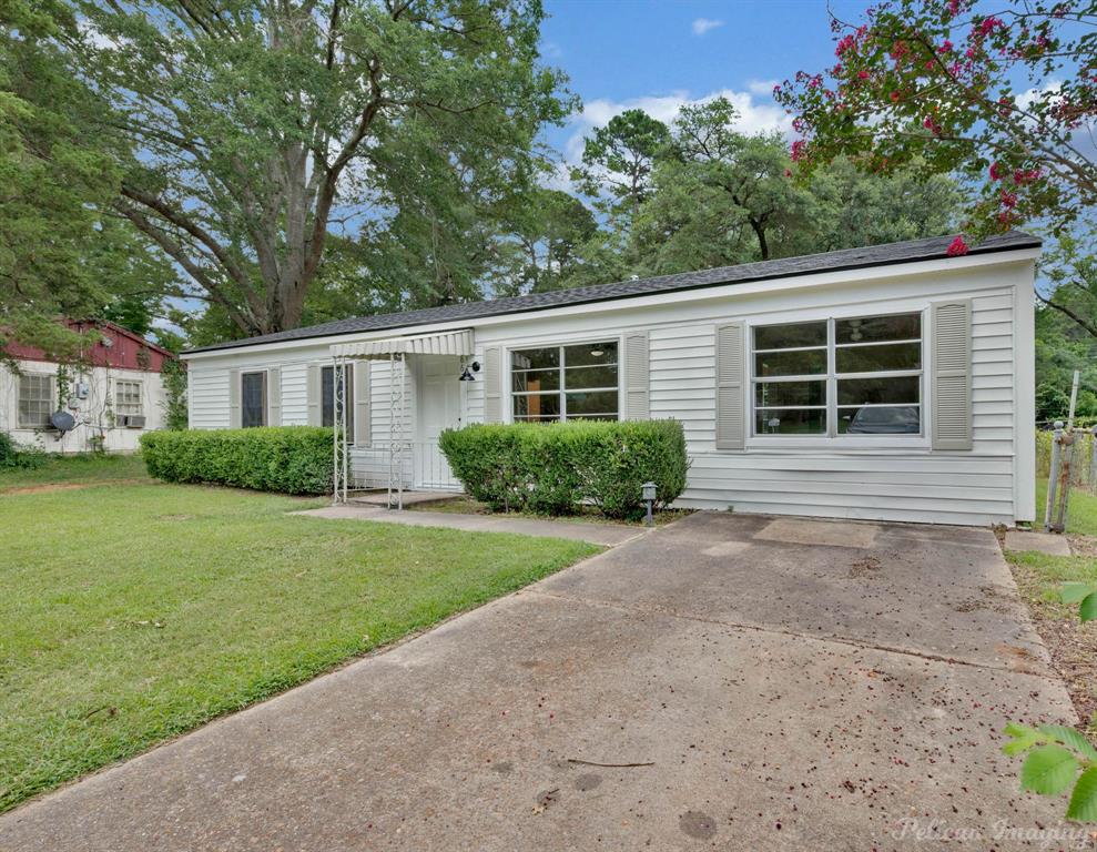 863 Countryside Drive