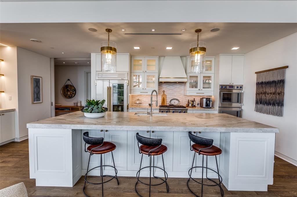 Museum Tower - Residential