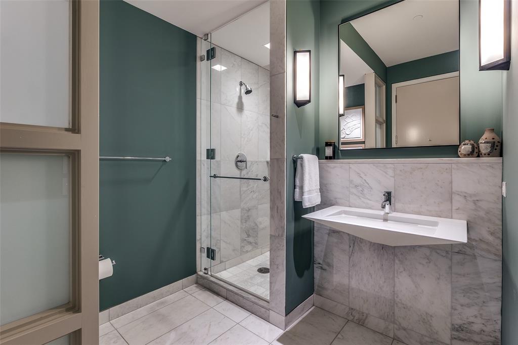 Museum Tower - Residential