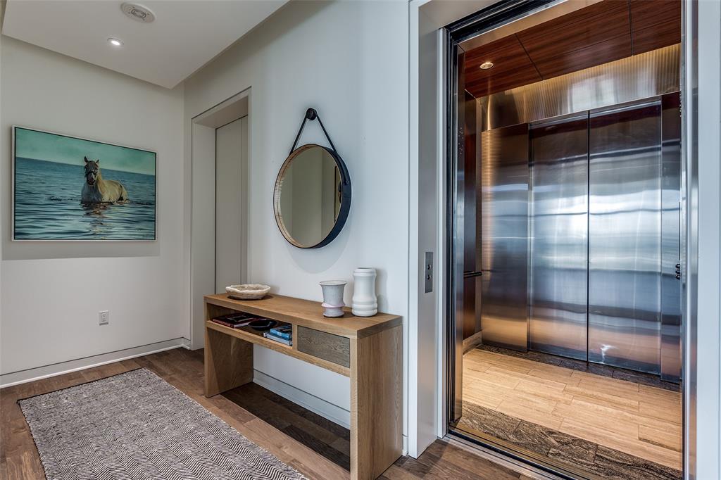 Museum Tower - Residential