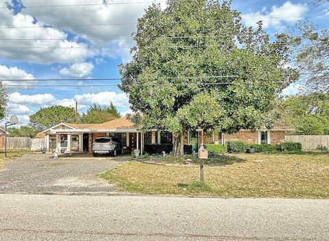 2307 Crystal Drive Athens TX 75751