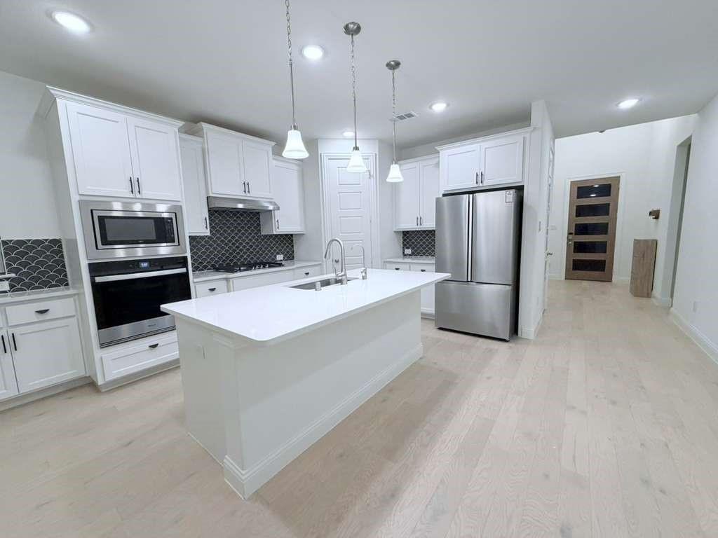 Pecan Square Ph 3a - Residential Lease