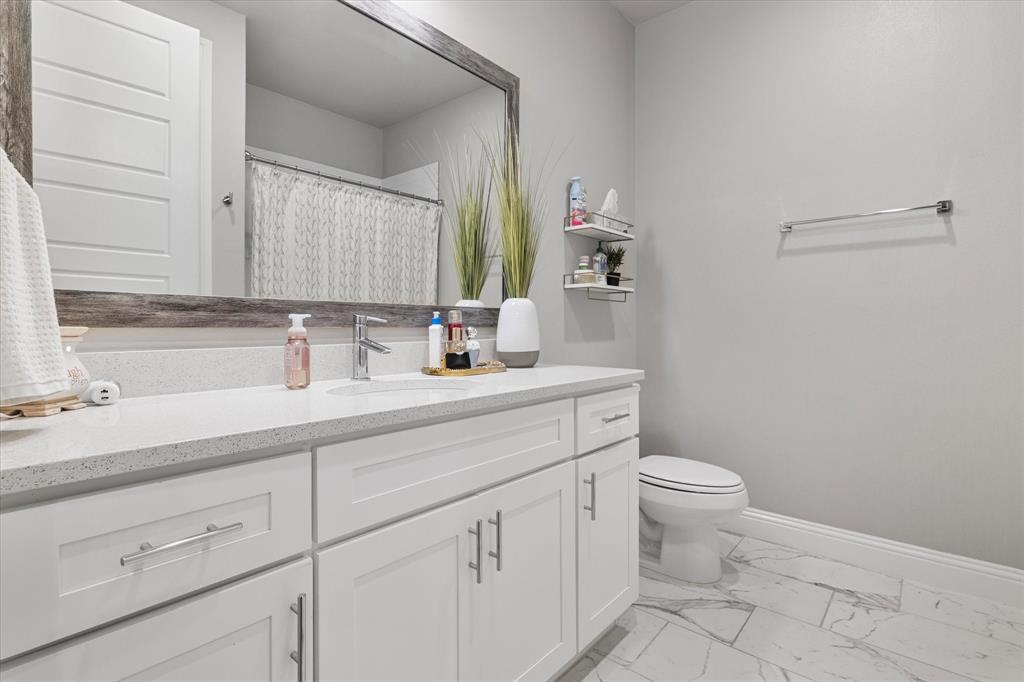 Liberty Square Twnhms - Residential