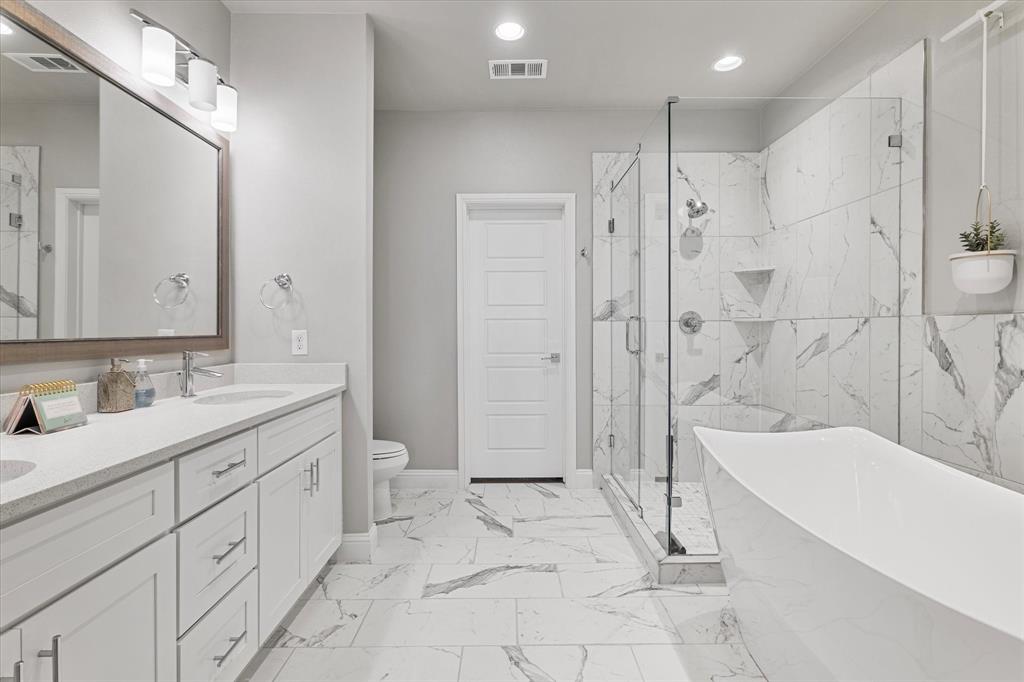 Liberty Square Twnhms - Residential