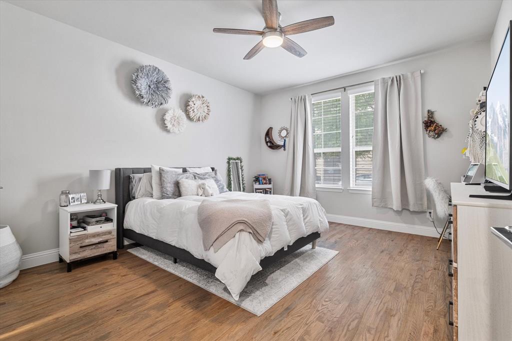 Liberty Square Twnhms - Residential