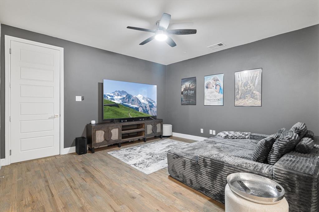 Liberty Square Twnhms - Residential