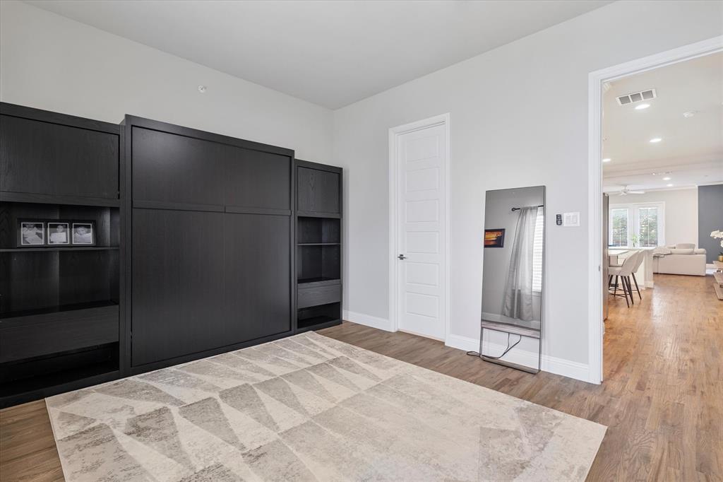 Liberty Square Twnhms - Residential