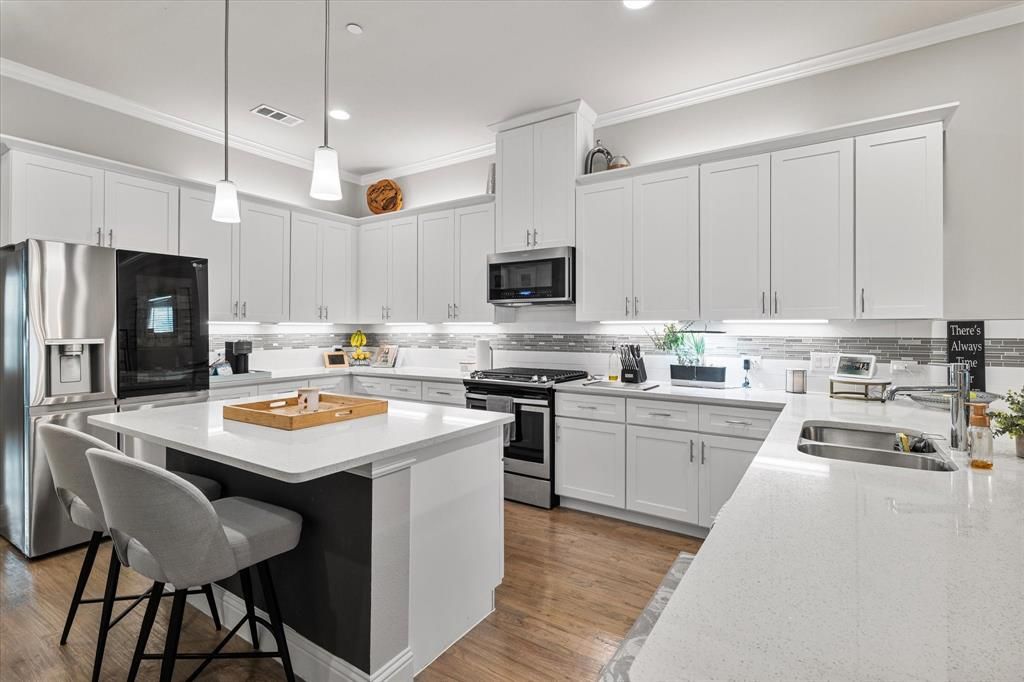 Photo of 6013 Page Street, Frisco, TX 75034 (MLS # 21132337)