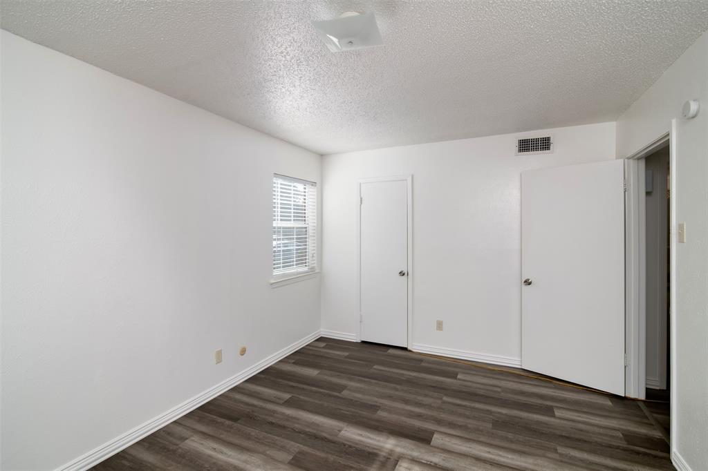 Ag Walker Surv - Residential Lease