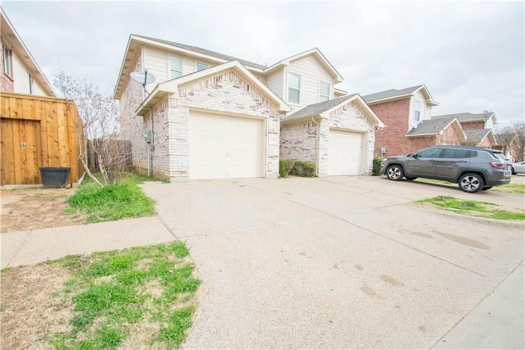 2311 Kingsway Drive