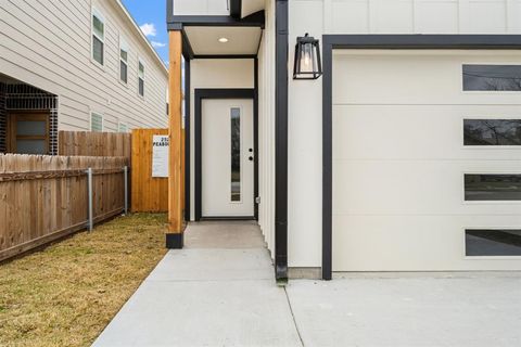 Tiny photo for 2526 Peabody Ave, Dallas, TX 75215 (MLS # 21198024)