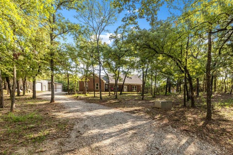 Photo of 1540 Neely Trail, Valley View, TX 76272 (MLS # 21410989)