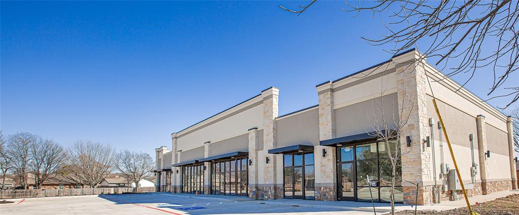 Summerfields Amenities Add - Commercial Lease