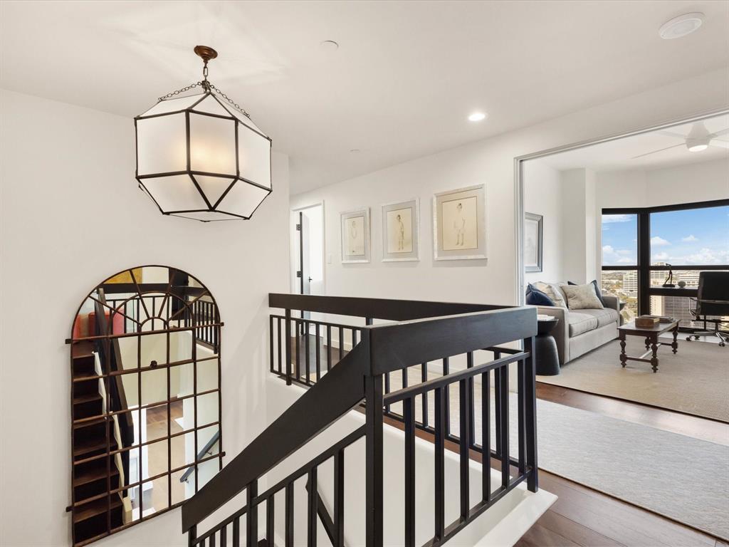 La Tour Condo - Residential