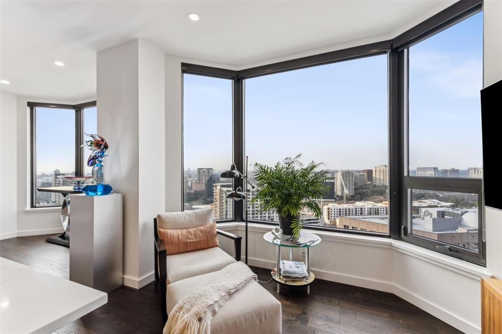 La Tour Condo - Residential